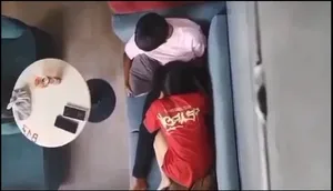 Quay lén ghệ liếm bú cho gấu nơi công cộng