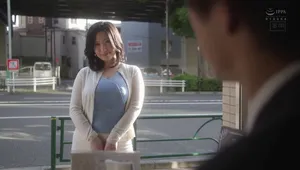 Gã chồng yếu không làm lên đỉnh, vợ lên mạng tìm trai trẻ nắc khỏe