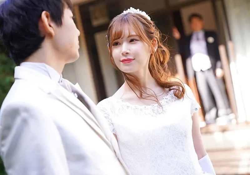 Bố anh xã địt vợ của con trai ngay sau lễ cưới của con trai